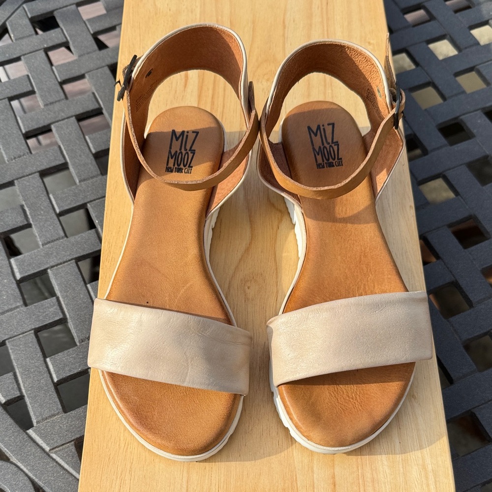 Miz Mooz Women's Tan Sandals